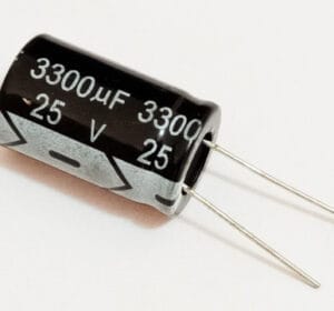 Capacitor Eletrolítico 3.300uF x 25V 105º - Unidade