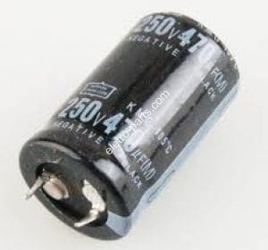 Capacitor Eletrolítico 470uF x 250V 105º - Unidade