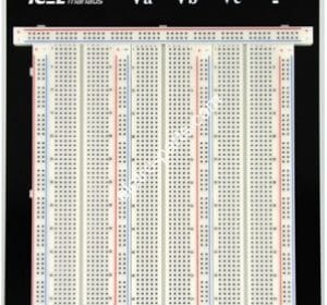 Protoboard 2.420 Furos c/ Base e 4 Bornes