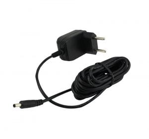 Fonte 5V / 1A Plug P4 com cabo de 3 Metros.