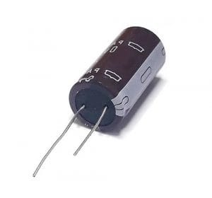 Capacitor Eletrolítico 820uF x 50V 105º - Unidade