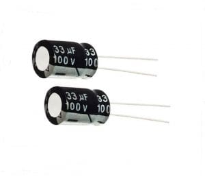 Capacitor Eletrolítico 33uF x 100V 105º - Unidade